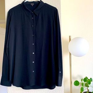 100% Silk Classic Black shirt from Babaton/Aritzia in size L